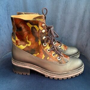 SCHUTZ Camo Combat Boots Size 8B Calf Hair Waterproof Lug Sole Lace Up Like New